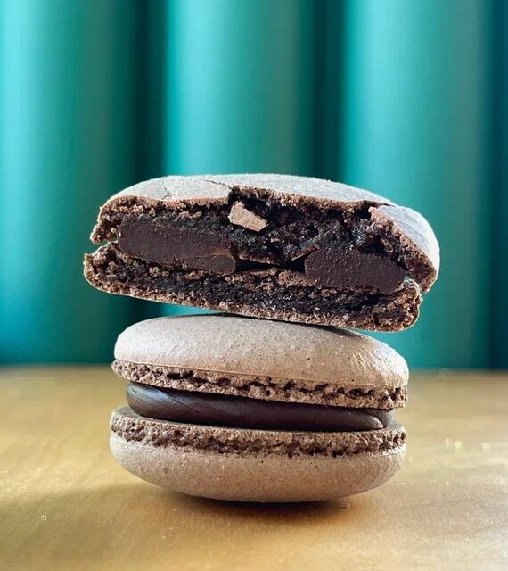 Макаронс шоколадный