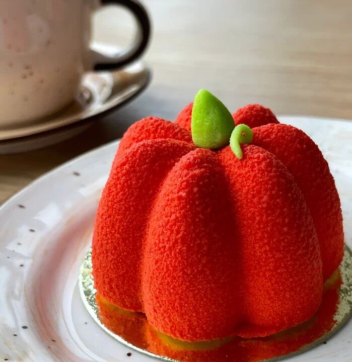 Пирожное тыква-маракуйя