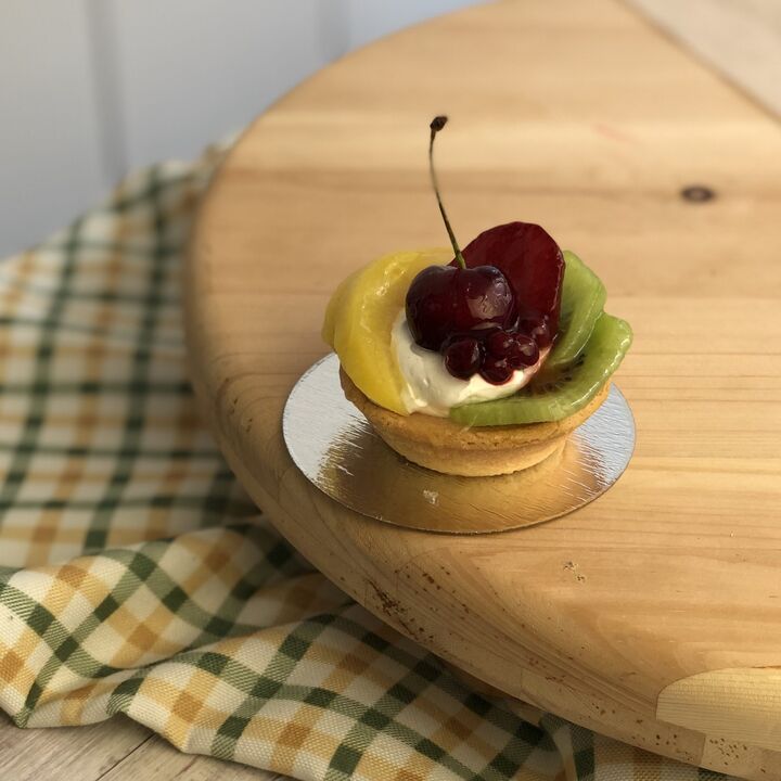 Корзиночка с фруктами