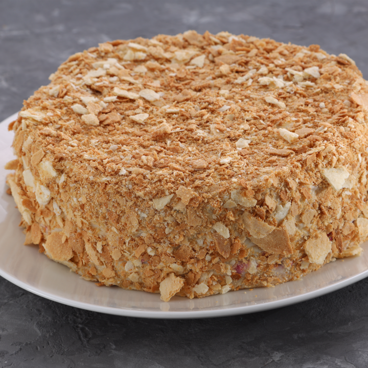 Торт Наполеон с брусникой