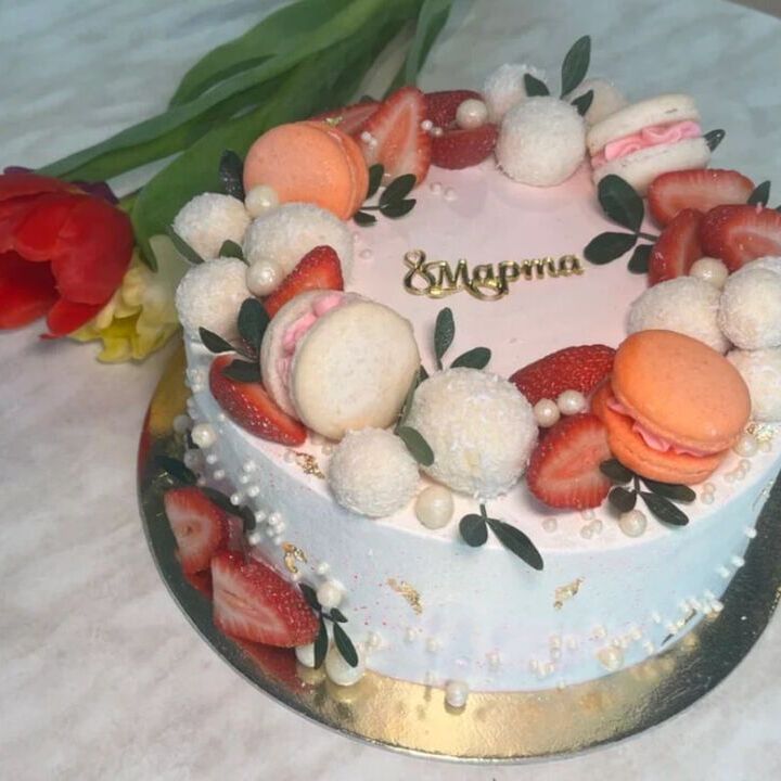 Торт Сметанный 8 Марта