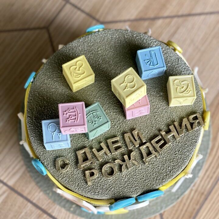 Торт кубики